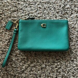 Coach NWOT green wristlet